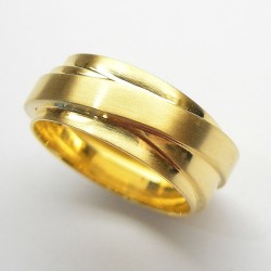 Gelbgold Ring "Sonnenwirbel" - im Lagen-Look