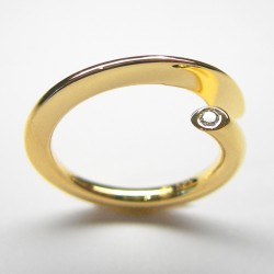 Gelbgold Ring mit Brillant